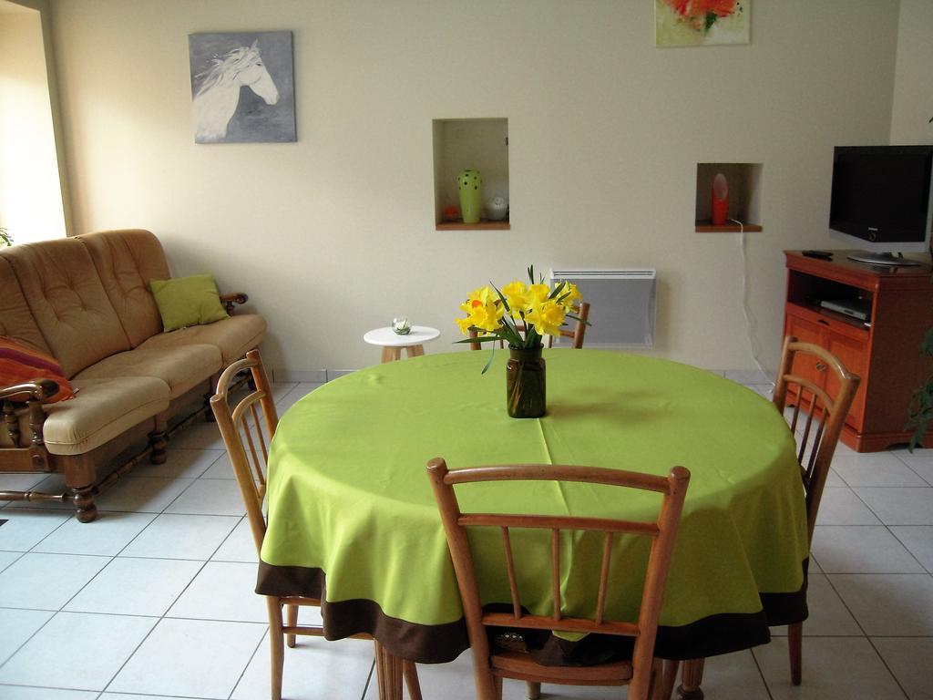 Gite La Forge Villa Alexain Bagian luar foto
