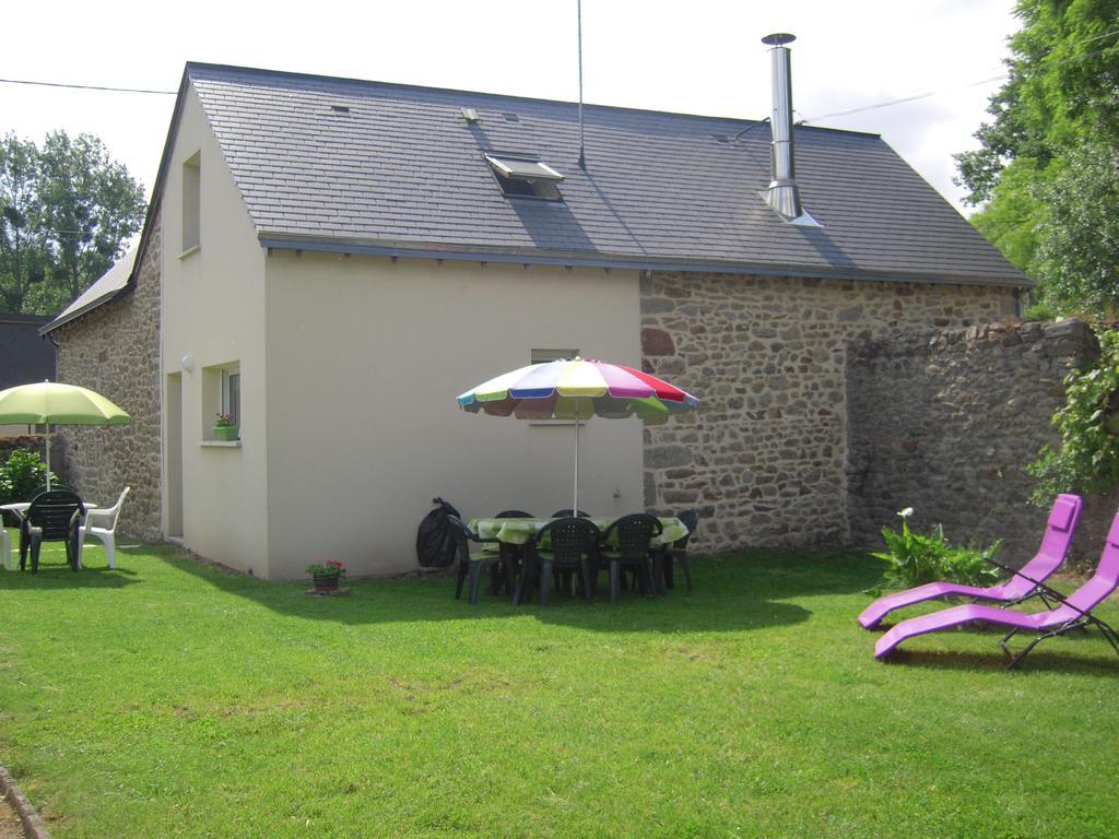 Gite La Forge Villa Alexain Bagian luar foto